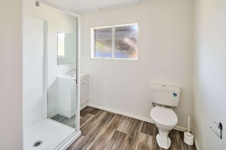 1 Weymouth Grove Wainuiomata_12