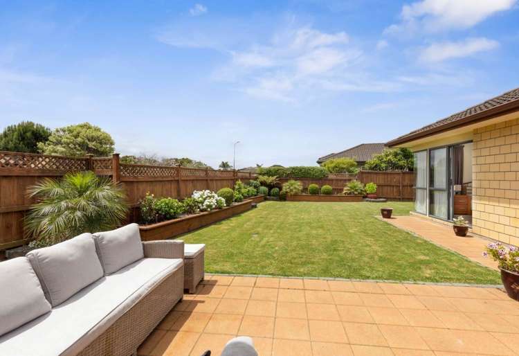 2 Bellshill Close Wattle Downs_12