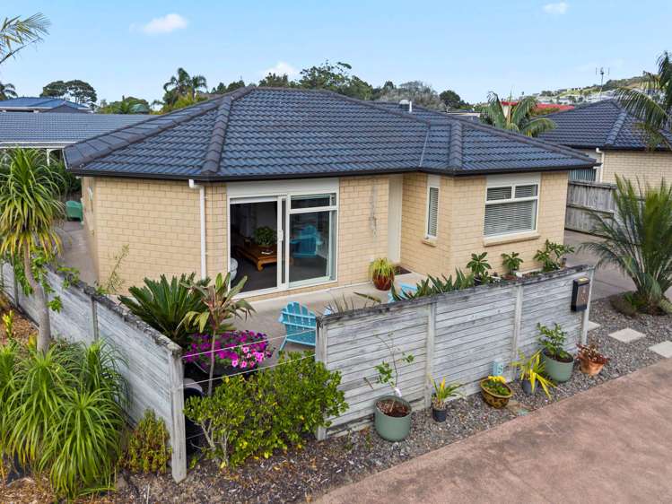 7 Annalise Place Orewa_24