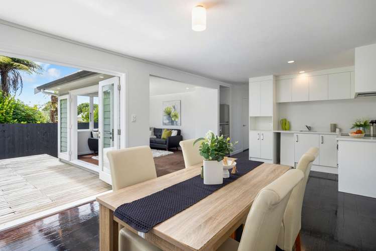 32 Pine Avenue Henderson_4