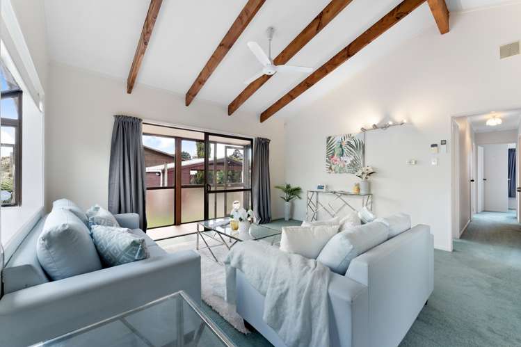 3/388a West Coast Road Glen Eden_12