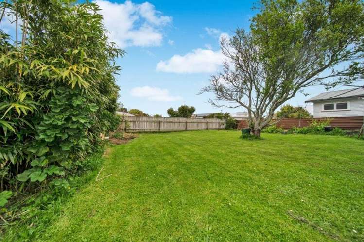 39 Fairfield Road Hawera_13