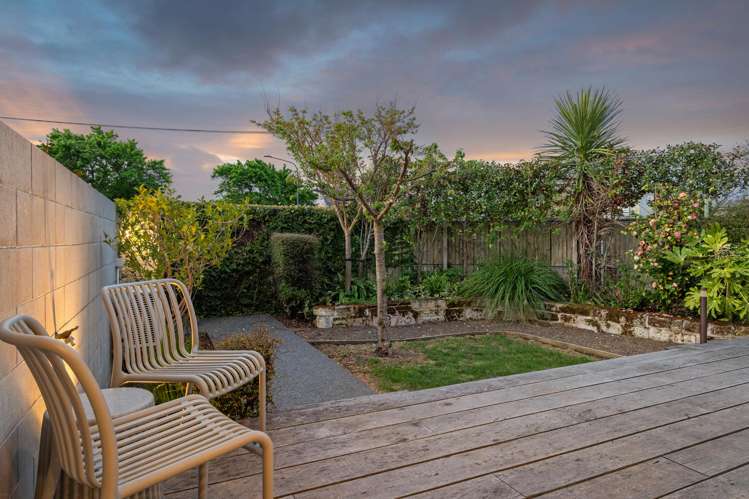 1/14 Andover Street Merivale_3