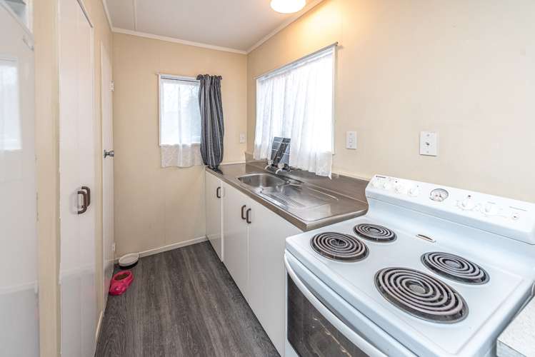 2b Roberts Avenue Aramoho_1