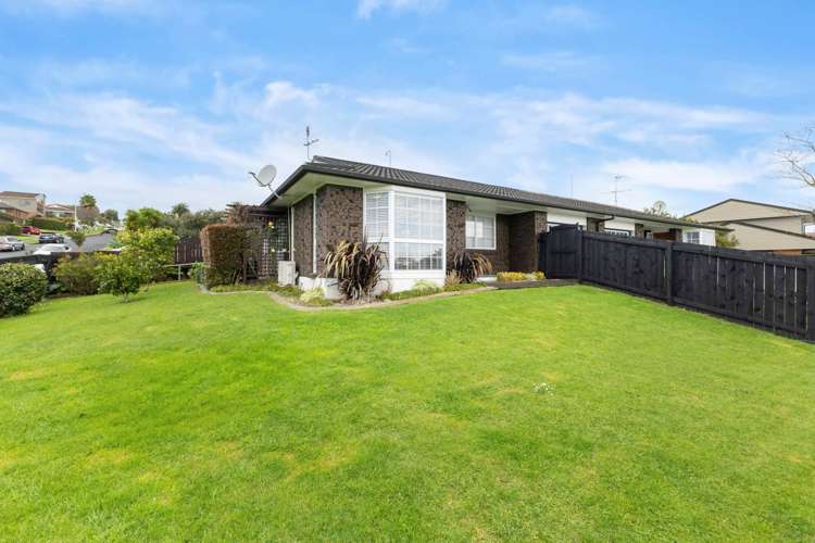 98 Dalwhinnie Parade Highland Park_6