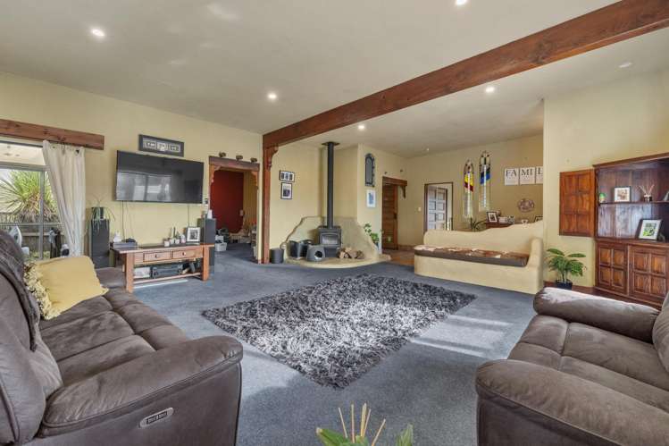 15 Waitarere Beach Road_5