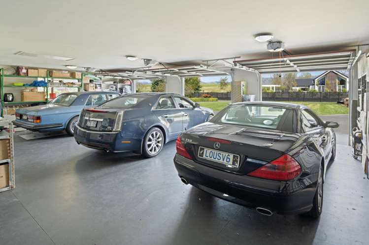 32 Bradleigh Park Fairhall_16