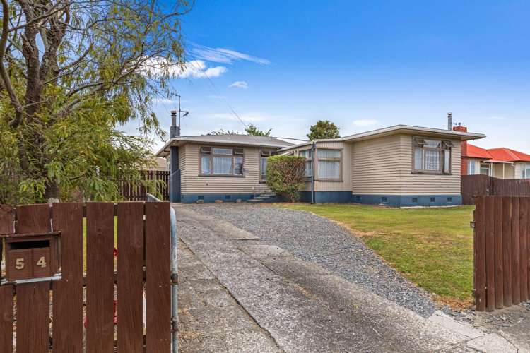 54 Parker Avenue Levin_17