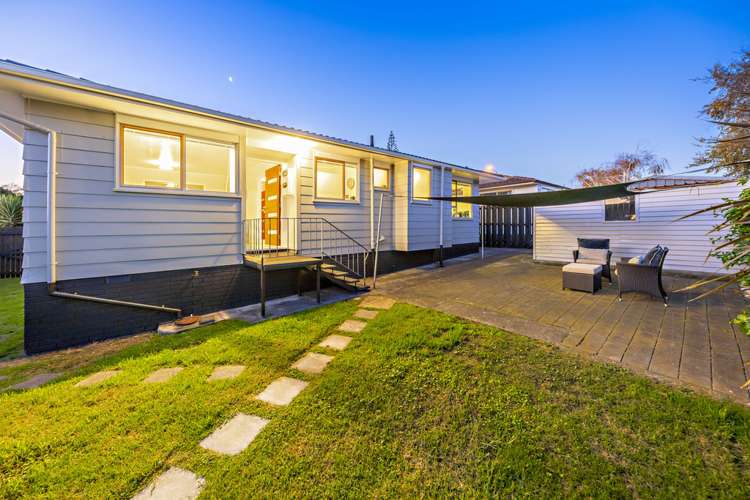 2/2 Sharland Avenue Manurewa_12