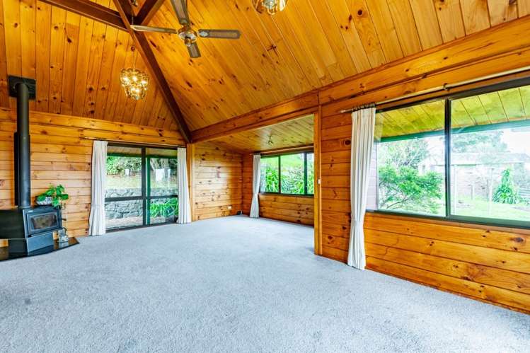 236 Point View Drive East Tamaki Heights_16