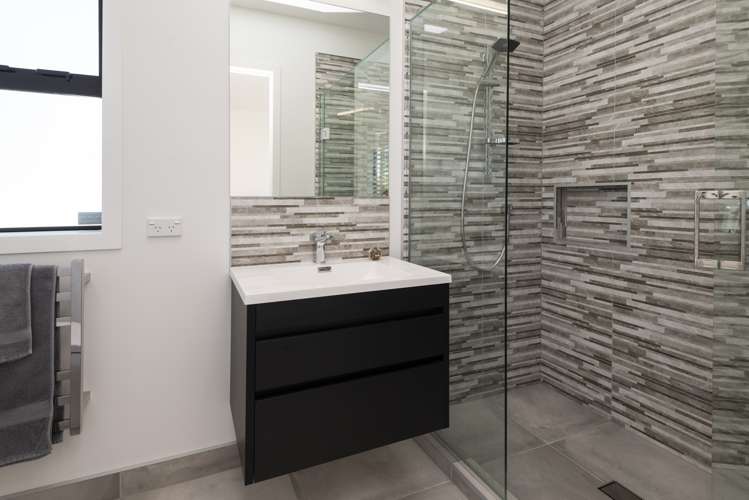 2 Puketiro Road Whitford_26