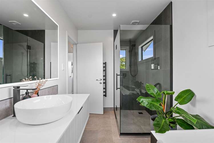 11 Lombard Place Avonhead_17