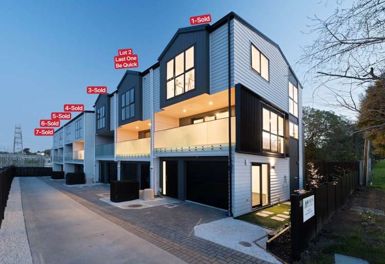 2/34 Lincoln Park Avenue_0