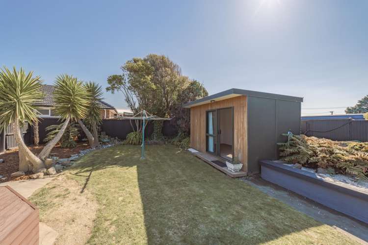 15 Quebec Place Wainoni_11