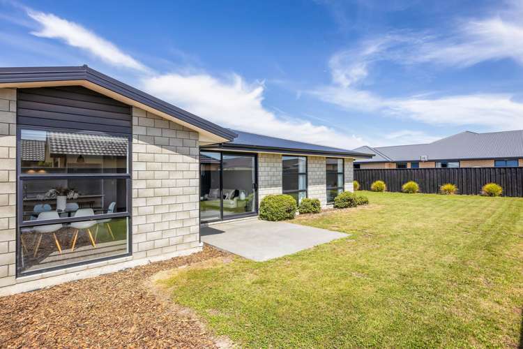 35 Bonecrusher Street Lincoln_18