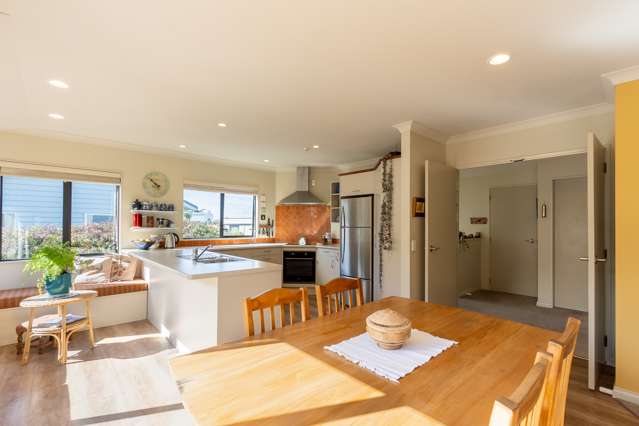 7 Avion Terrace Raumati Beach_4