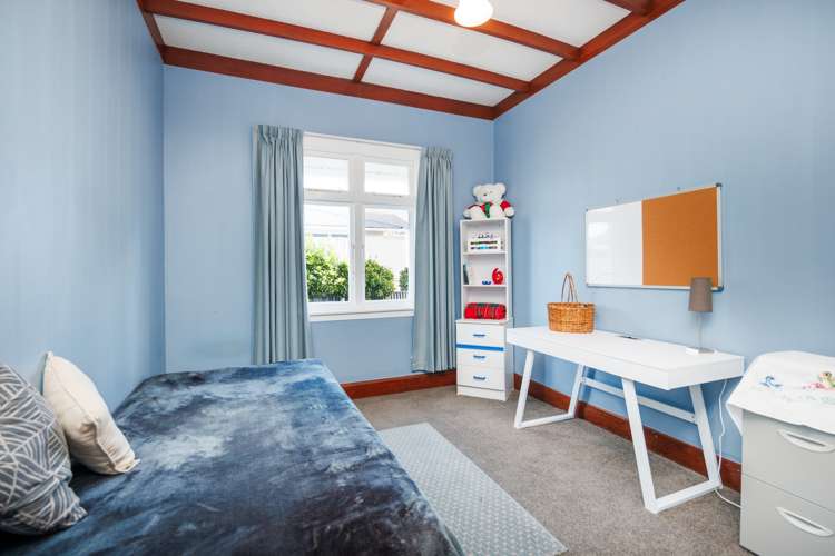 8 Burns Avenue Takaro_18