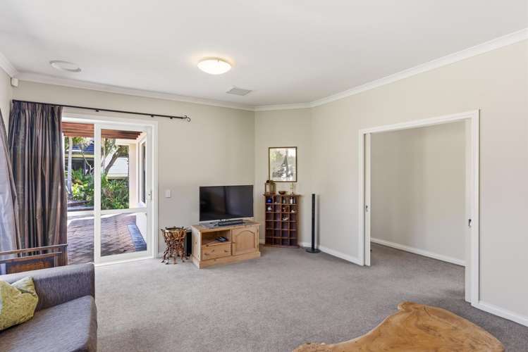 10 Metzenthin Close Raumati South_16