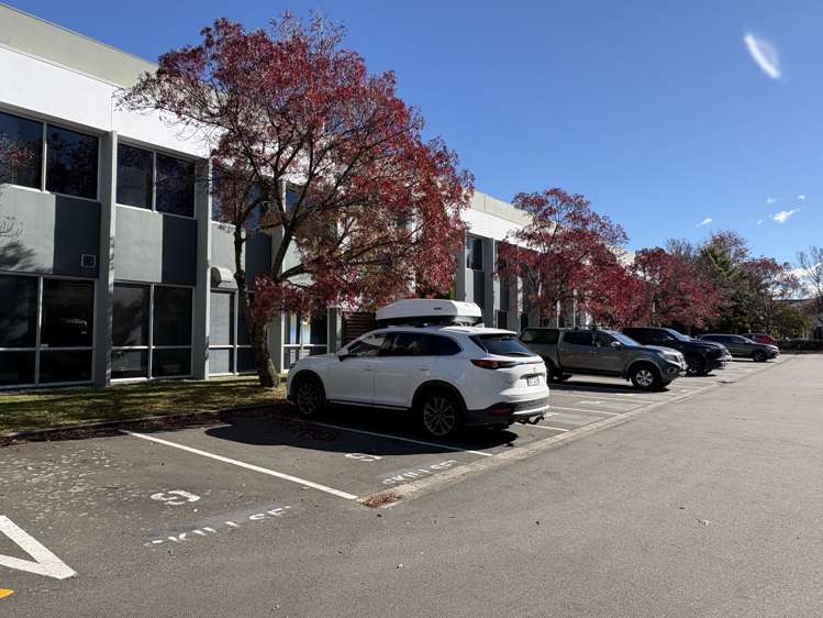 9/41 Sir William Pickering Drive Burnside_7