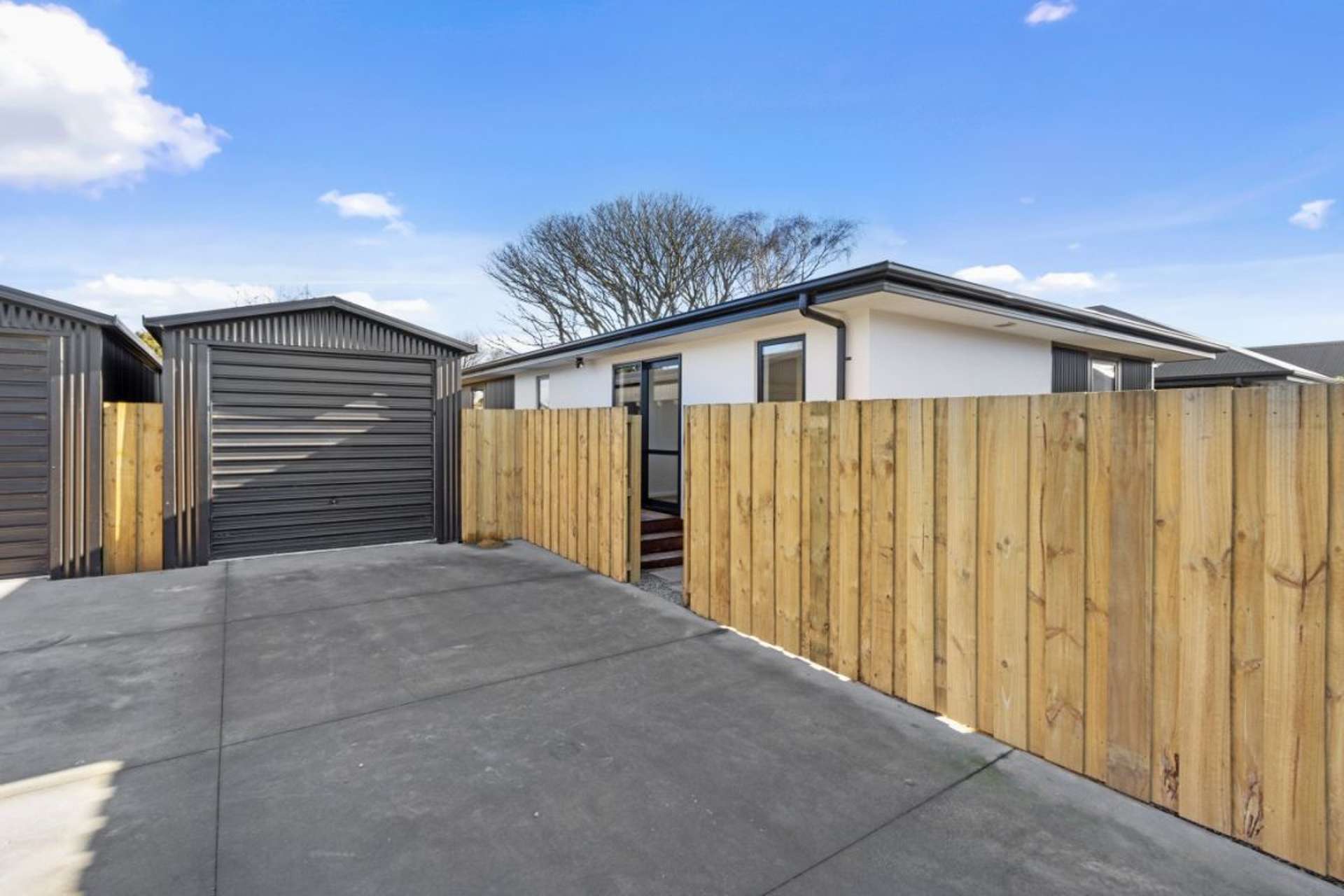 18b Guernsey Street Aranui_0