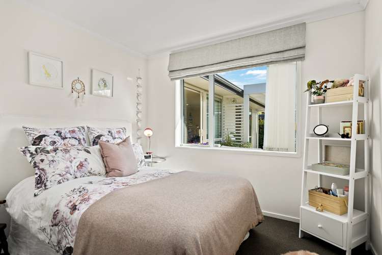 24 Laly Haddon Place Matakana_12