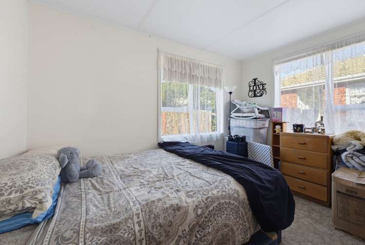 347 Warspite Ave Waitangirua_8