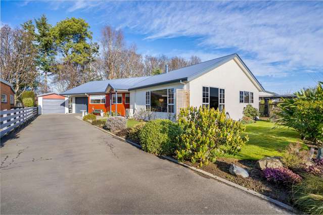 Warm, welcoming & well-located