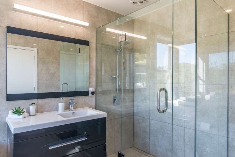 89 Stratton Street Normandale_13