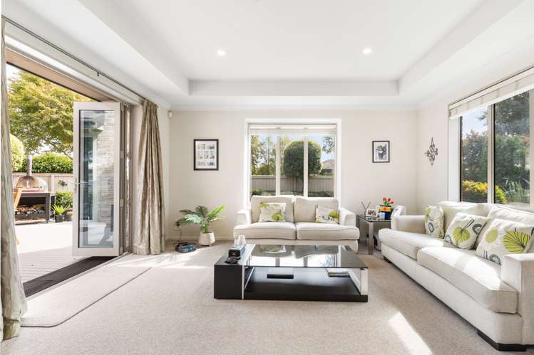 42 Pohutukawa Crescent Parklands_6