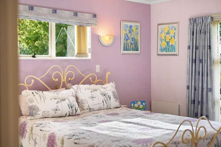 53 Splitt Avenue Glenview_14