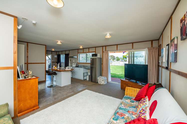 6 Mavis Avenue Waikawa Beach_4