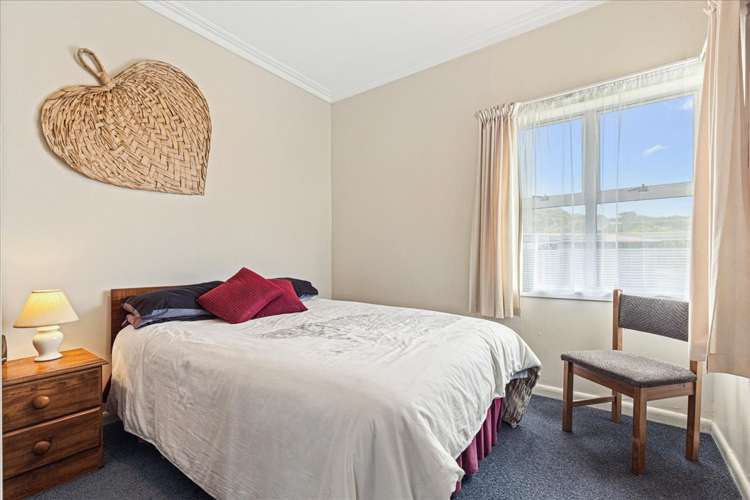 43 North Street Mokau_10