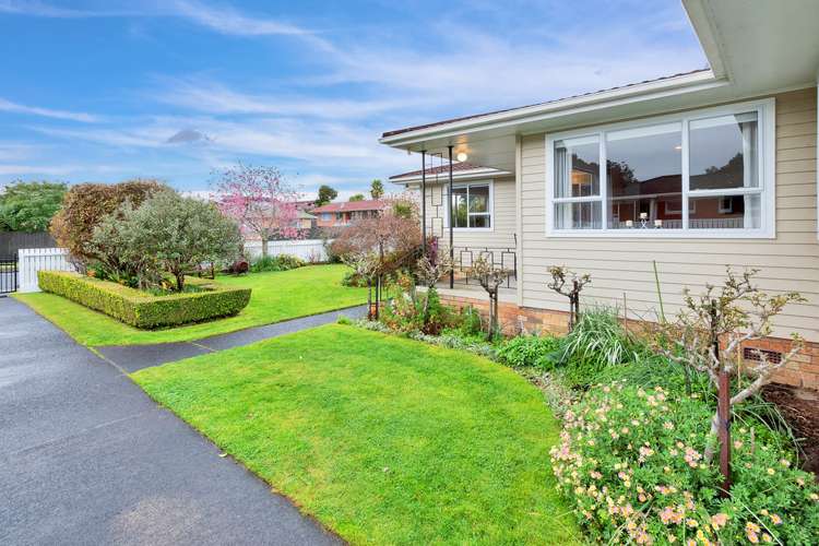 29 Callis Avenue Opaheke_19