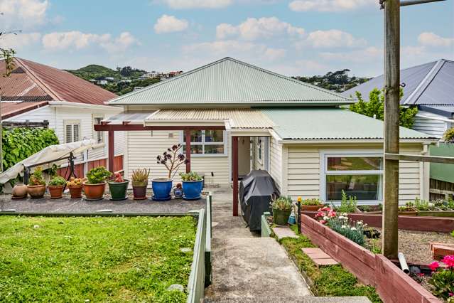 14 Waikato Street Island Bay_1