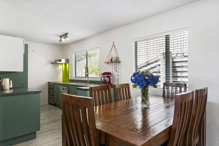 2/83 Vandeleur Avenue Birkdale_5