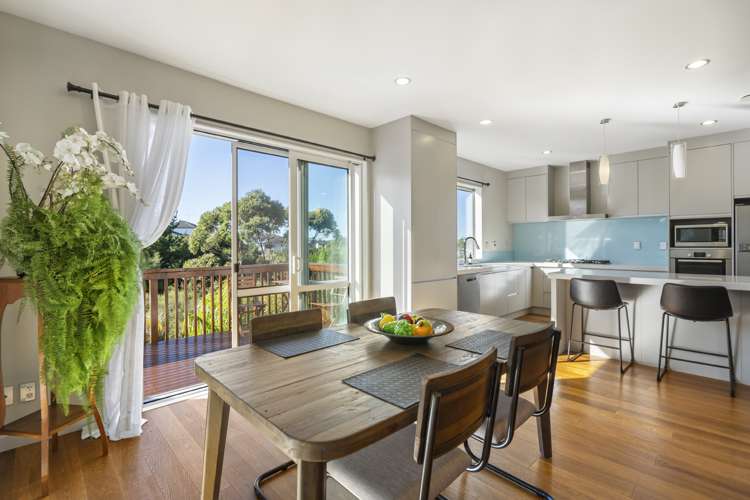 5 Bintulu Place Fairview Heights_11