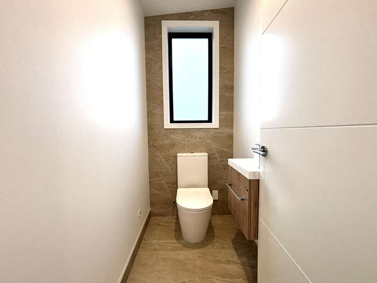 1/6 Sorrel Crescent Bucklands Beach_21