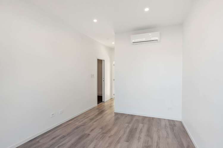 5/60 Kelman Road Kelston_6
