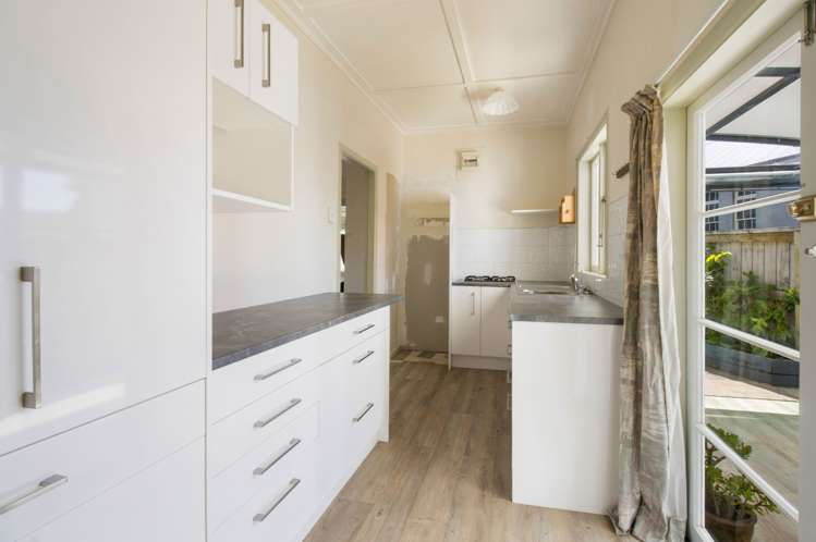 5 Silverton Road Waihi_9