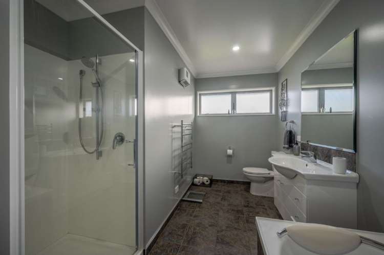 18 Monarch Drive Robinsons Bay_28