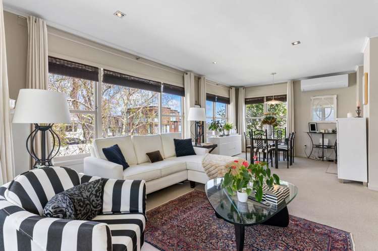 4/36 Clonbern Road Remuera_9