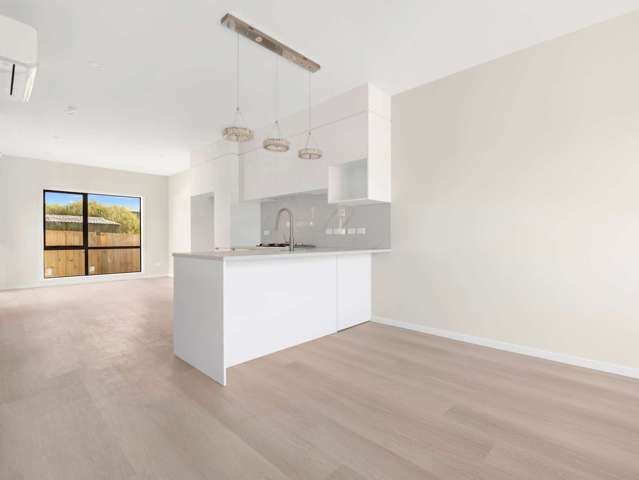4/7 Kingfisher Place Favona_4
