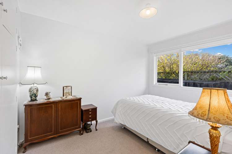2/36 Office Road Merivale_9