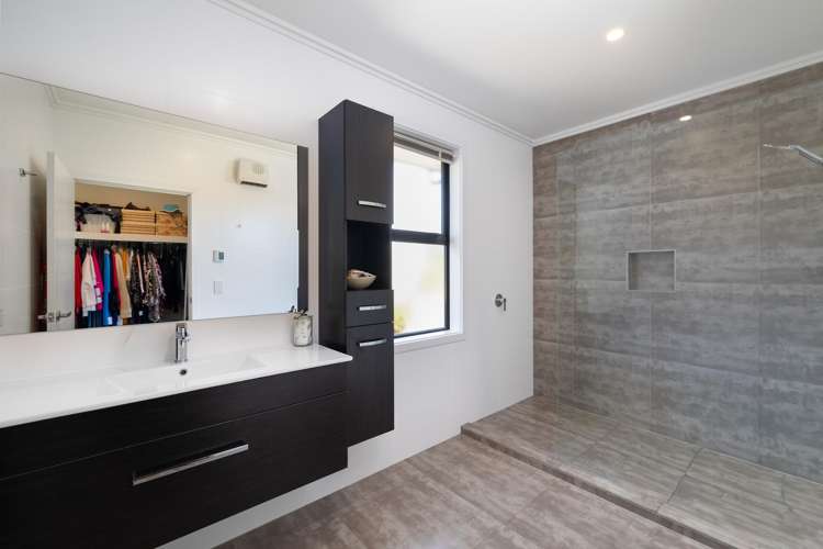 6 Westmere Drive Upper Moutere_25