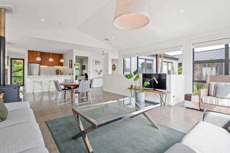 11 McKellar Drive Jacks Point_3