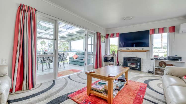 18 Grey Street East_4