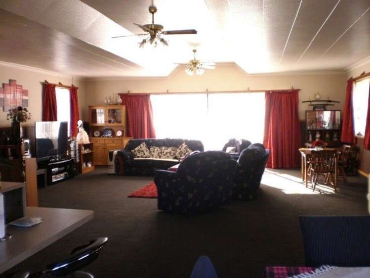 42 Victory Street Reefton_16