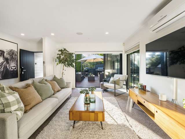 12B McCahill Views Botany Downs_2