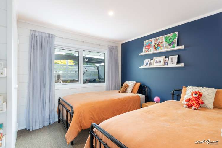 19 Turon Crescent Totara Park_12