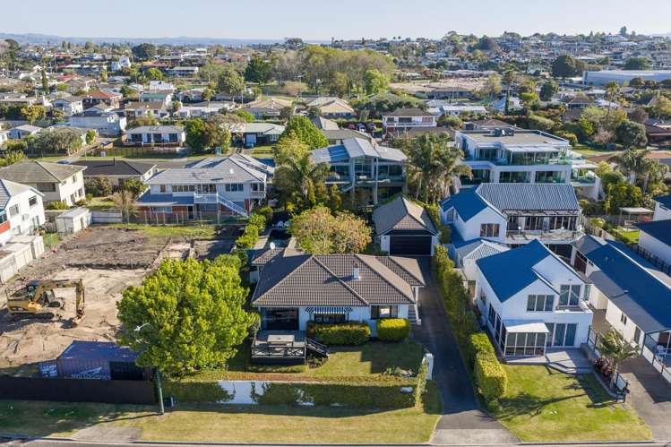 74 Harbour Drive Otumoetai_9
